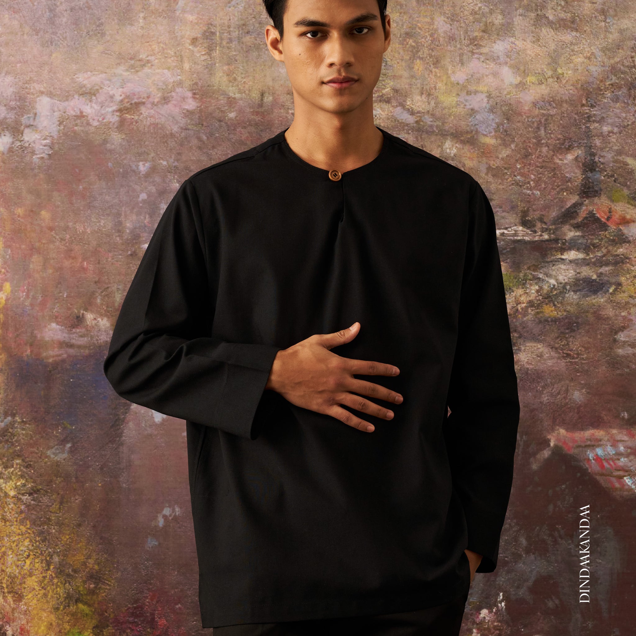 Fareed KURTA in Black